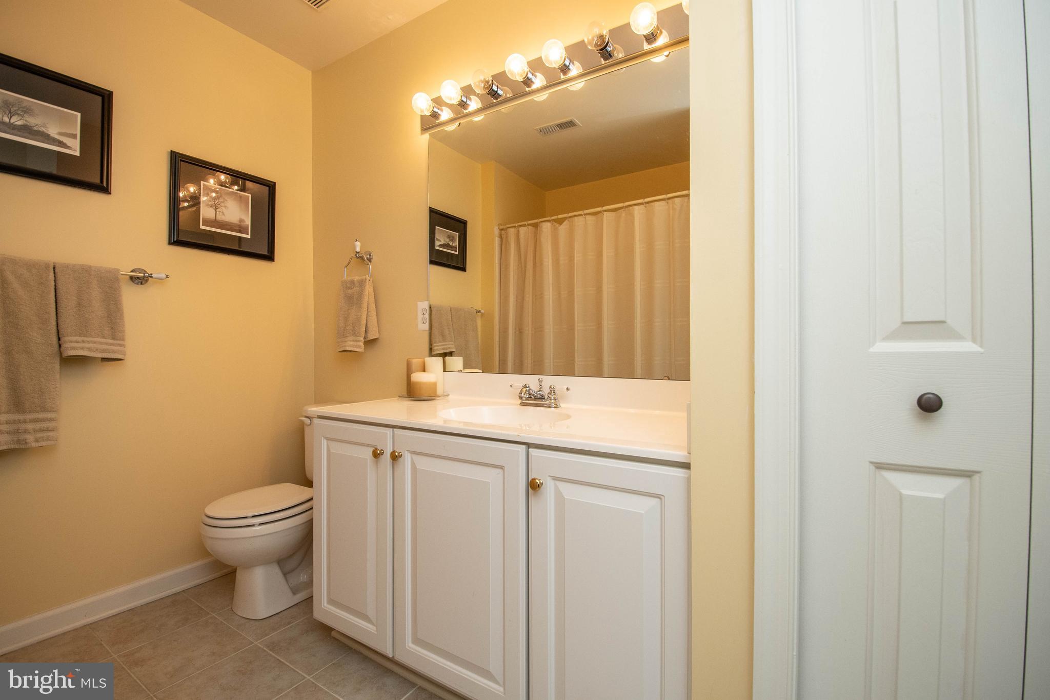 106 Shirley Square Southeast Leesburg, VA 20175 - Photo 22 of 24