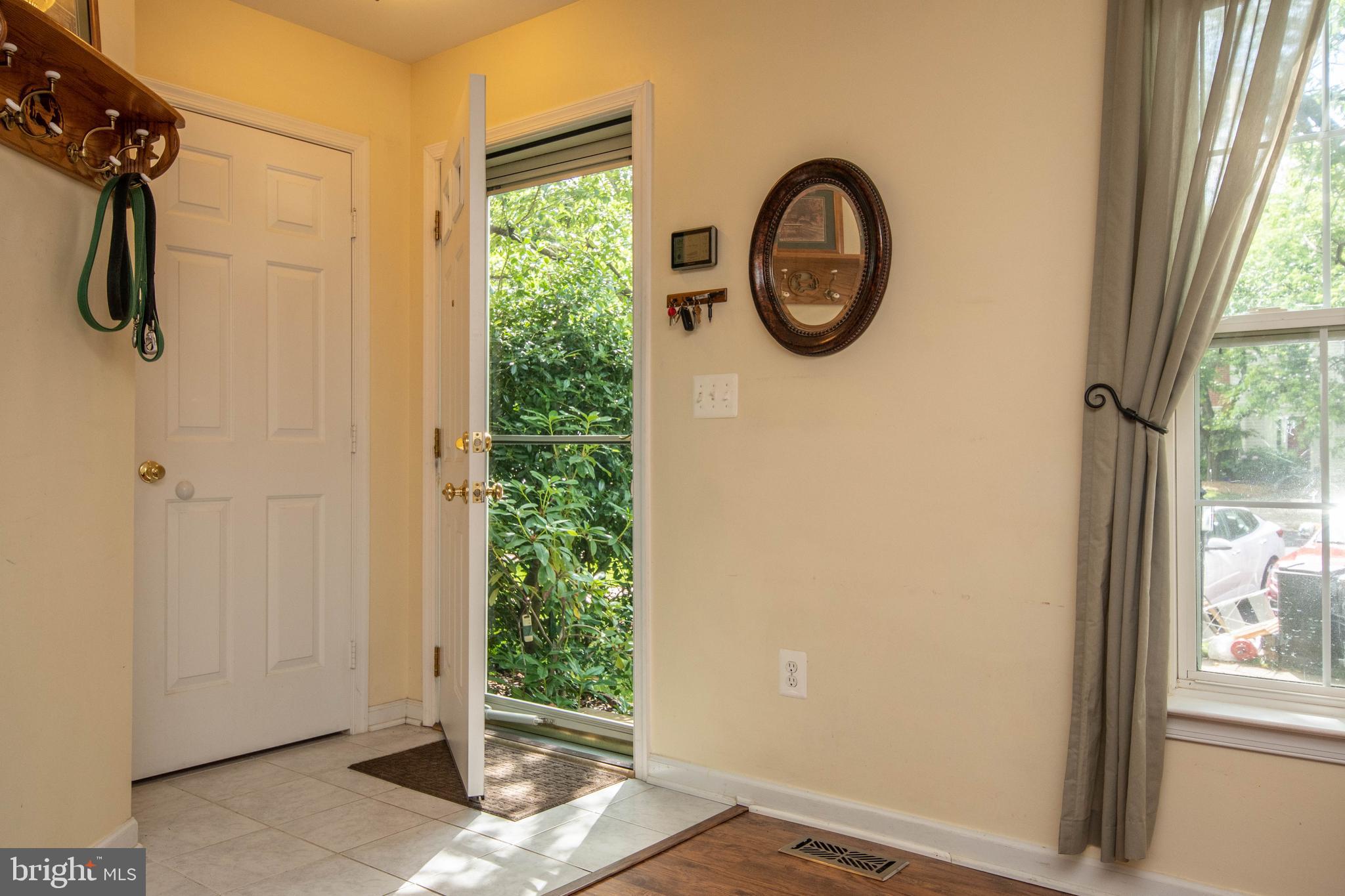 106 Shirley Square Southeast Leesburg, VA 20175 - Photo 9 of 24