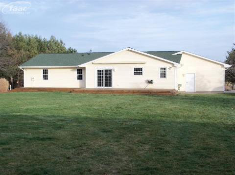 2474 South Oak Road Davison, MI 48423 - Photo 2 of 5 20323737-1.JPG