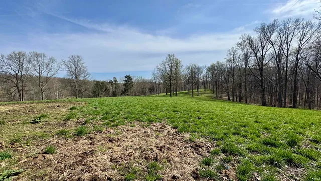 $895,000 | Off W Side South Off Street, Pekin, IN 47165