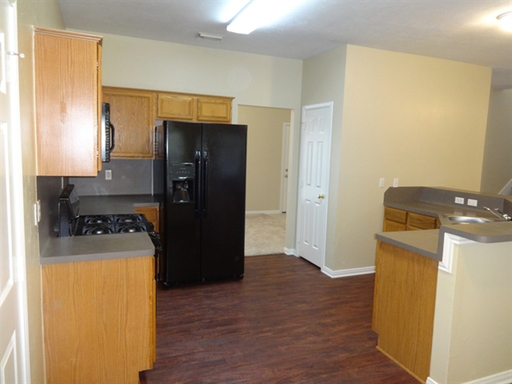 5211 Sherilynn Drive Spring, TX 77373 - Photo 2 of 11