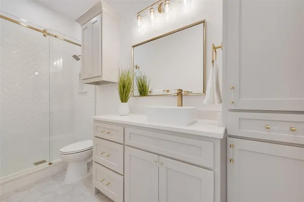 $995,000 | 384 Edwards Road, Rockwall, TX 75032