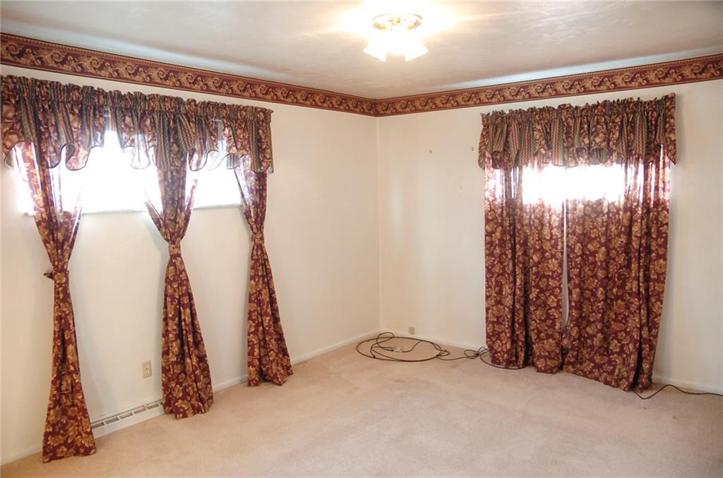 24 Brisk Avenue McKees Rocks, PA 15136 - Photo 13 of 21