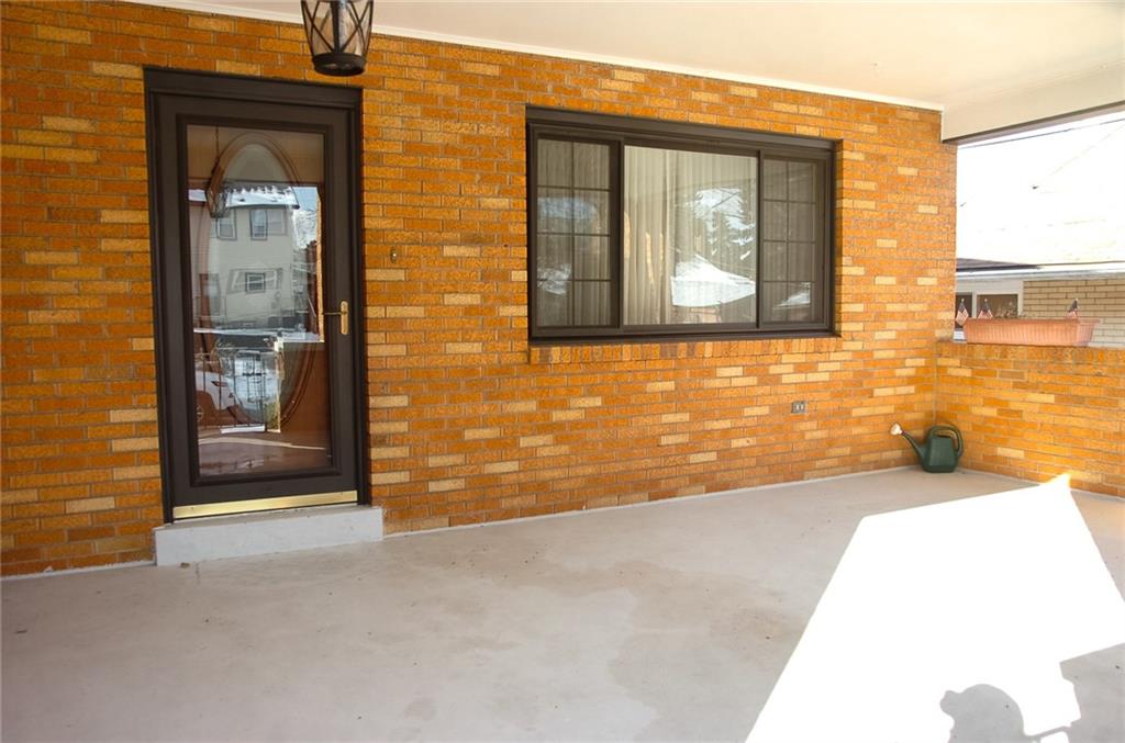 24 Brisk Avenue McKees Rocks, PA 15136 - Photo 5 of 21