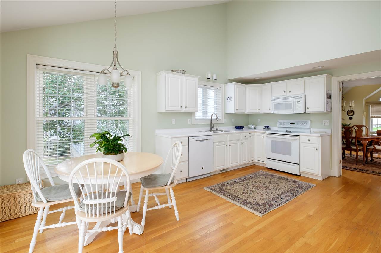 32 Hampton Meadows Hampton, NH 03842 - Photo 13 of 38 Gallery Image 13