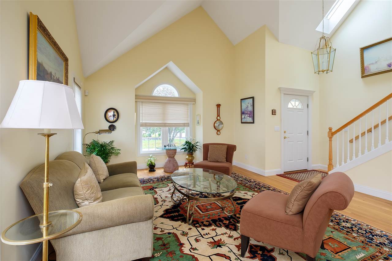 32 Hampton Meadows Hampton, NH 03842 - Photo 6 of 38 Gallery Image 6