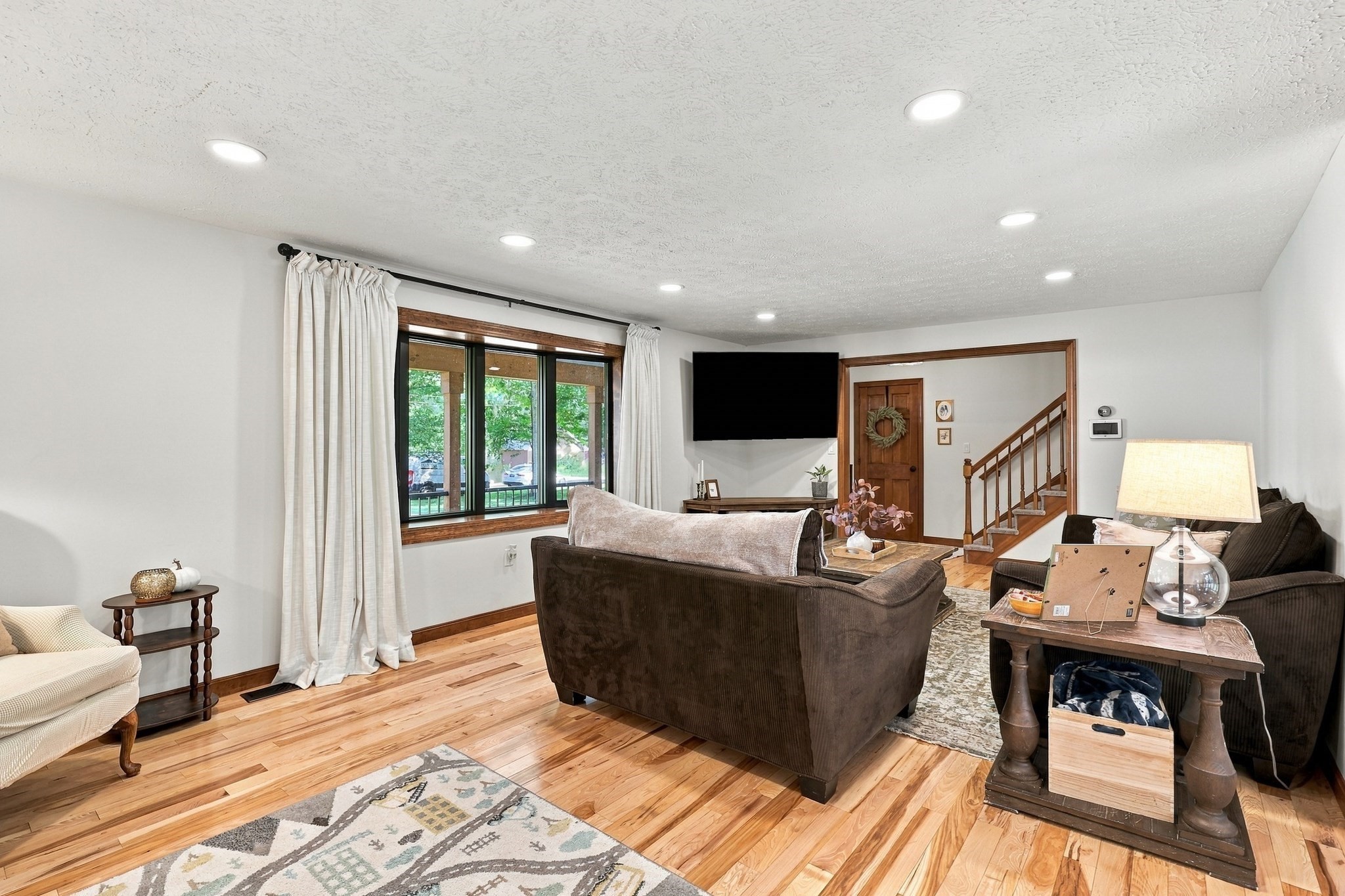 60 Bailey Road Dracut, MA 01826 - Photo 8 of 39 Gallery Image 8