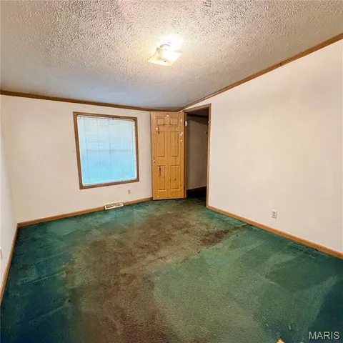 $145,000 | 27110 Stoddard Drive, Laquey, MO 65534