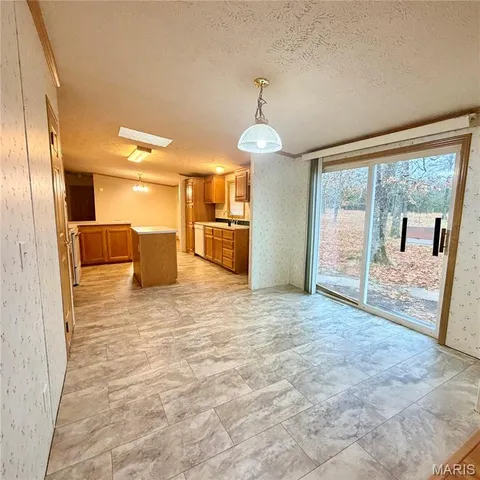 $145,000 | 27110 Stoddard Drive, Laquey, MO 65534