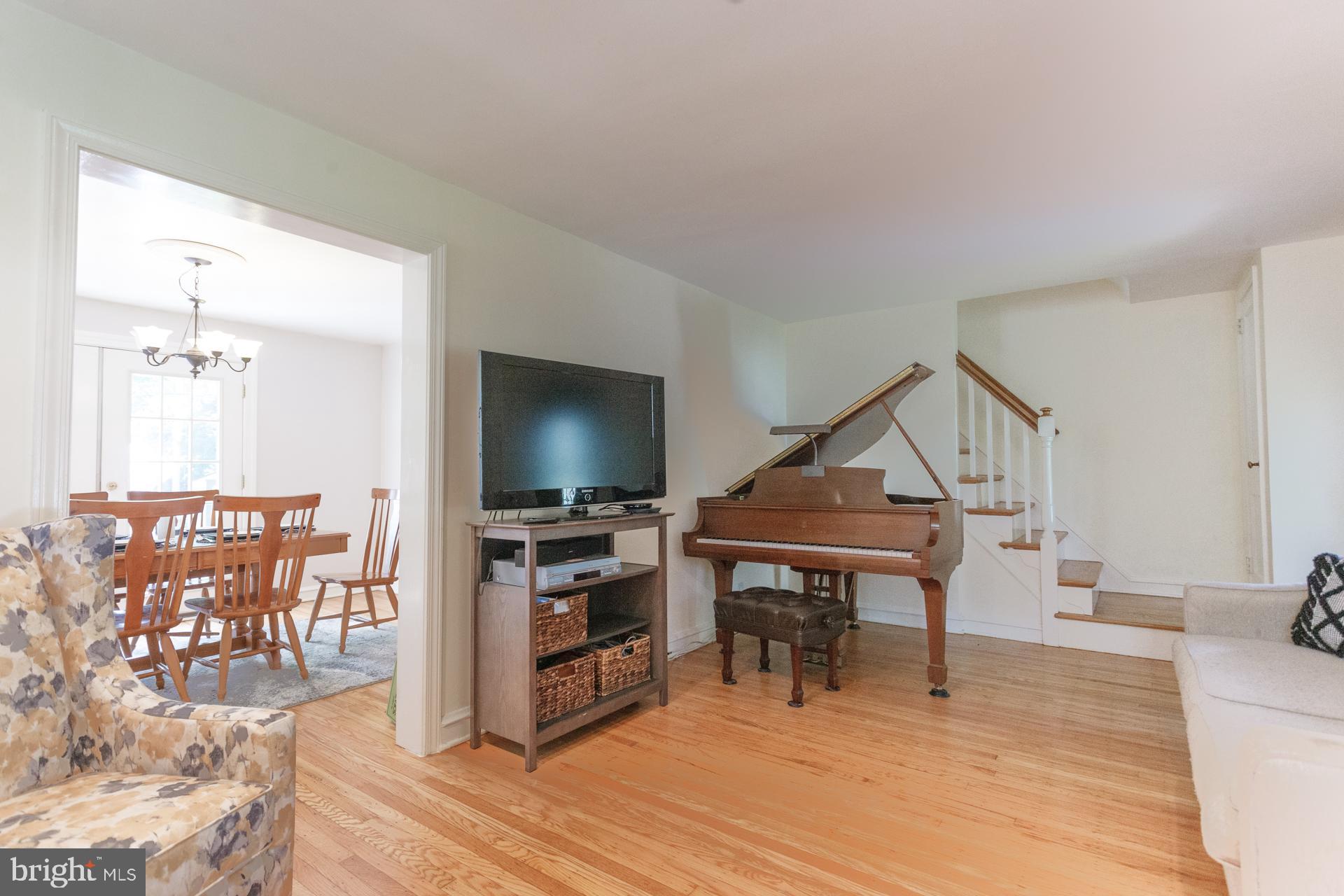 1009 Township Line Road Jenkintown, PA 19046 - Photo 3 of 27 Gallery Image 3