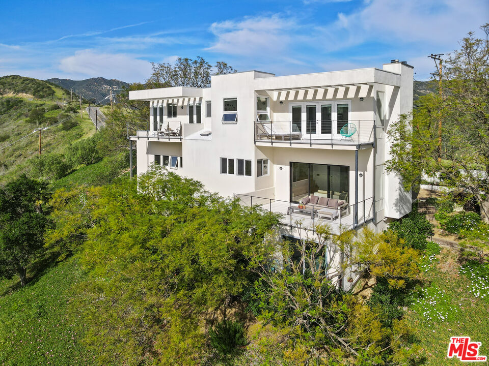 2727 Corral Canyon Road Malibu, CA 90265 - Photo 38 of 43