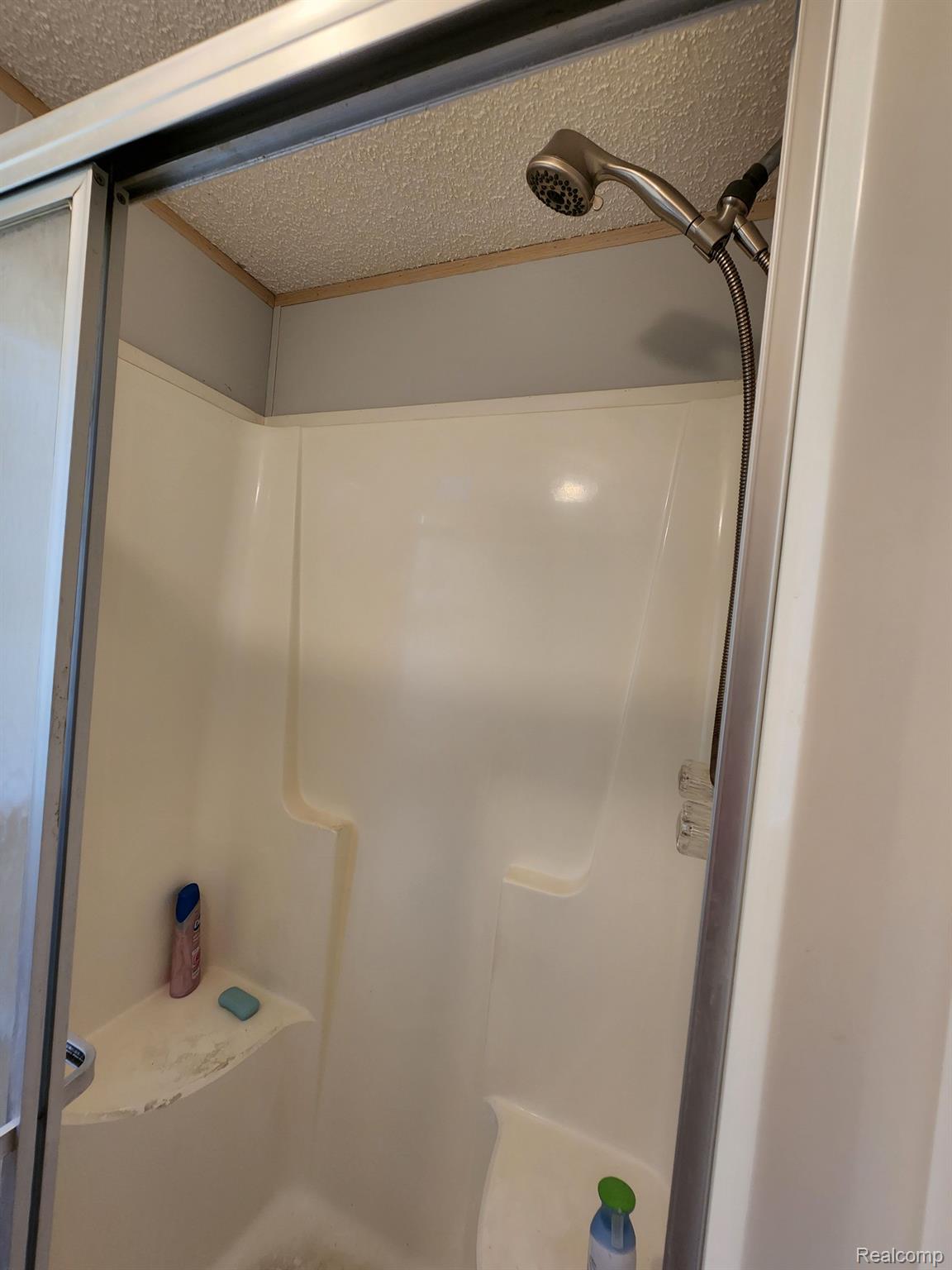 9205 Exeter Road Carleton, MI 48117 - Photo 15 of 27 Gallery Image 15