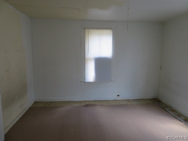 12608 Beach Road Chesterfield, VA 23832 - Photo 30 of 37 an empty room with a window