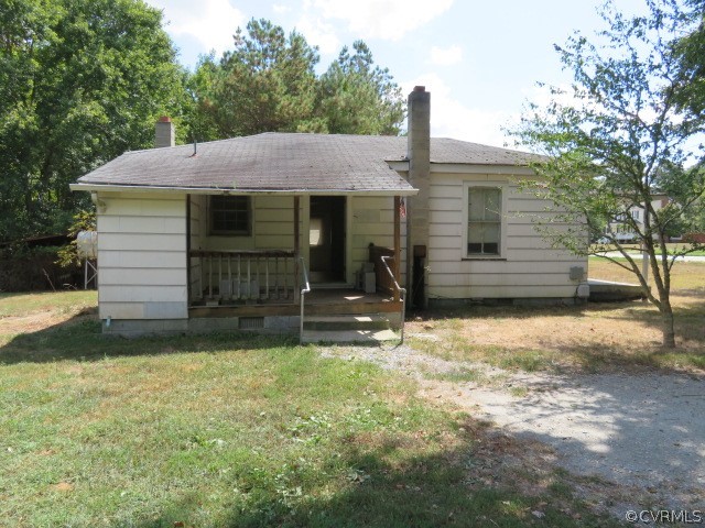 12608 Beach Road Chesterfield, VA 23832 - Photo 6 of 37 a view of a house with a yard