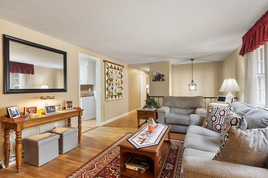 44 Patten Road Westford, MA 01886 - Photo 12 of 41