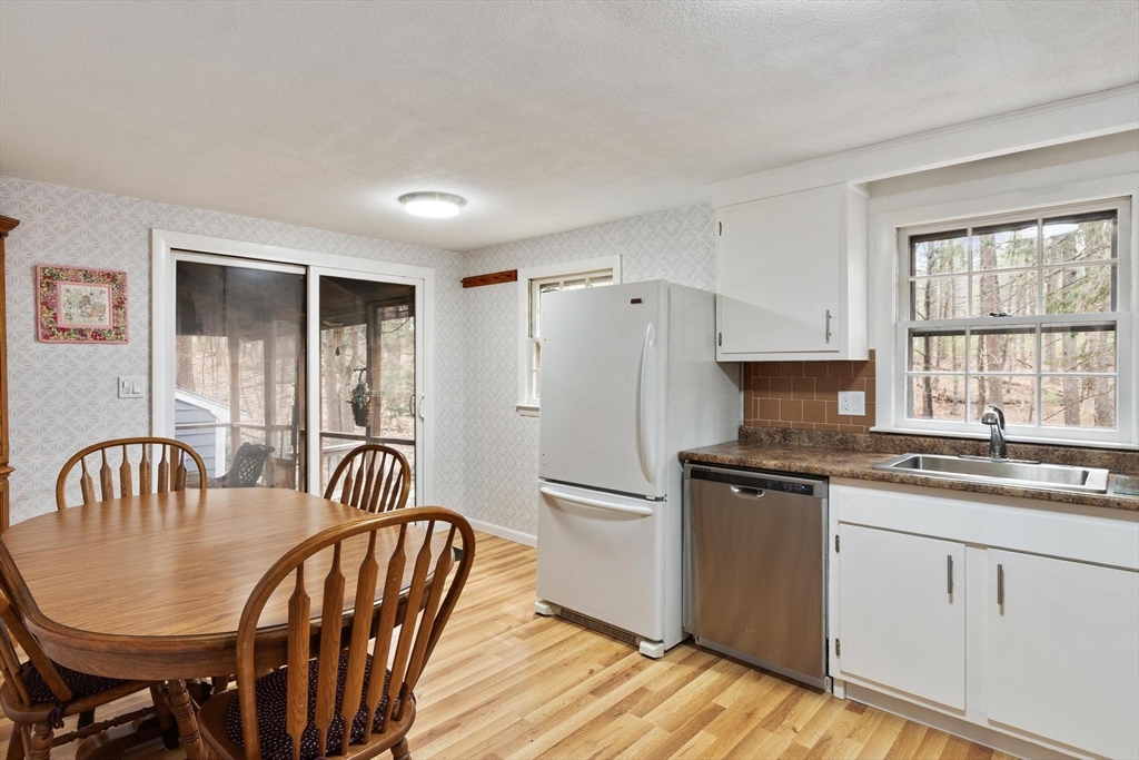 44 Patten Road Westford, MA 01886 - Photo 13 of 41