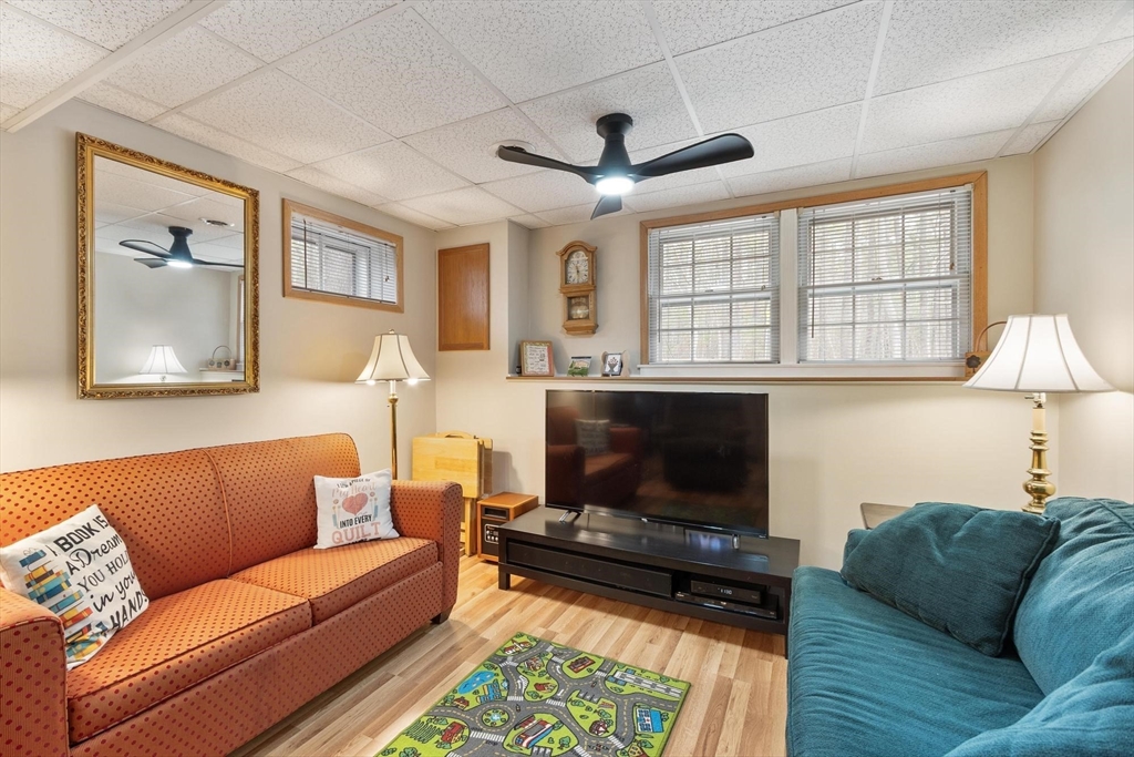 44 Patten Road Westford, MA 01886 - Photo 25 of 41