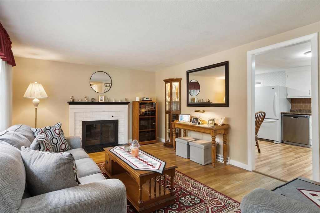 44 Patten Road Westford, MA 01886 - Photo 9 of 41