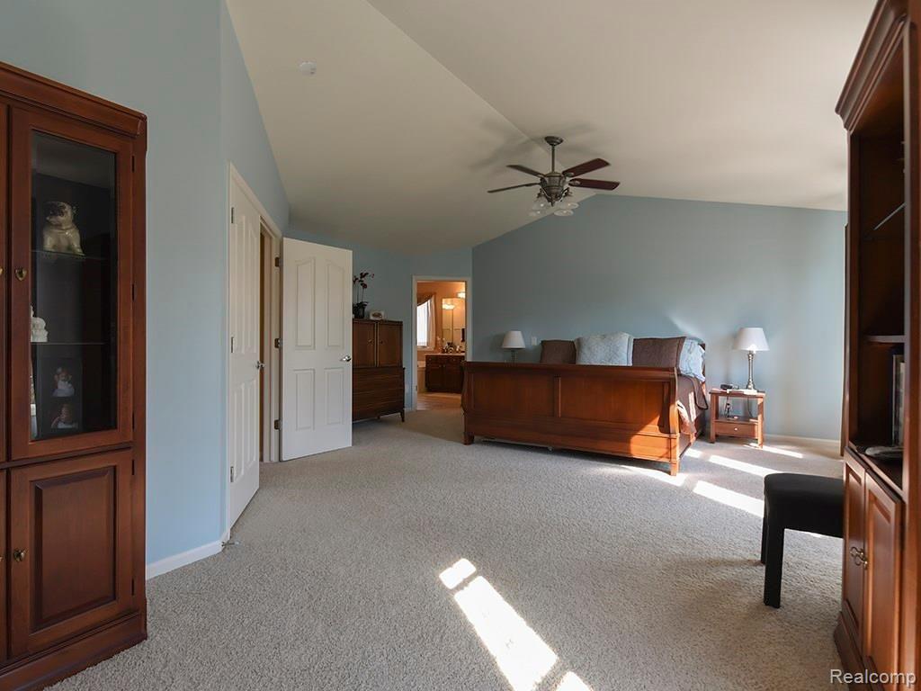1667 Blushing Court Rochester, MI 48307 - Photo 15 of 24 DSC_2014.jpg