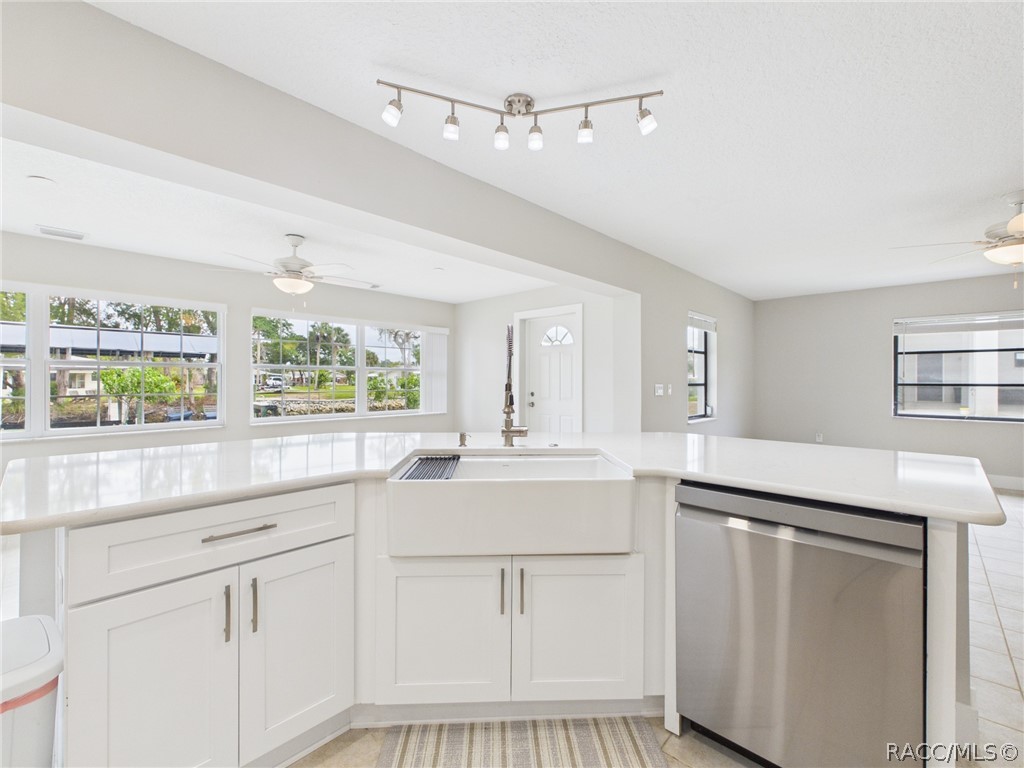 3929 North Sagamon Point Crystal River, FL 34428 - Photo 11 of 60