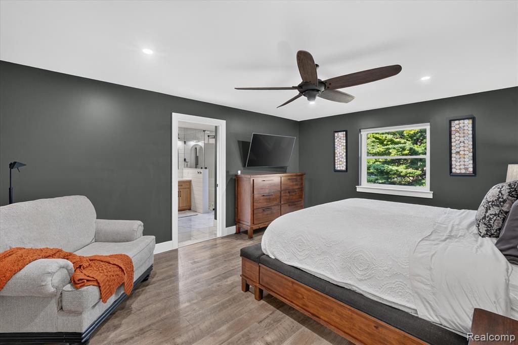 12265 Sharp Road Linden, MI 48451 - Photo 17 of 61 Gallery Image 17