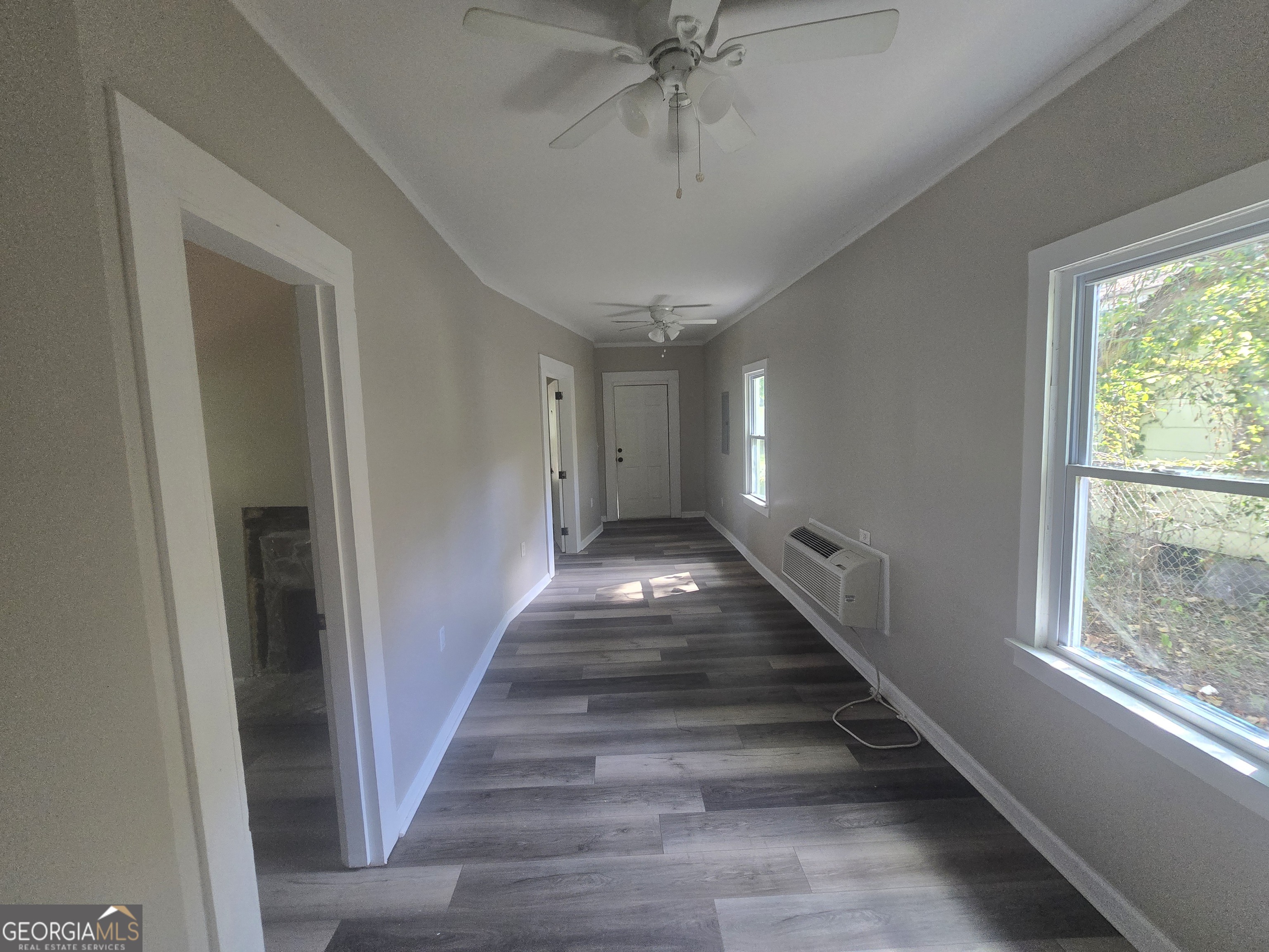 503 Tennessee Street Dublin, GA 31021 - Photo 2 of 8 a view of entryway