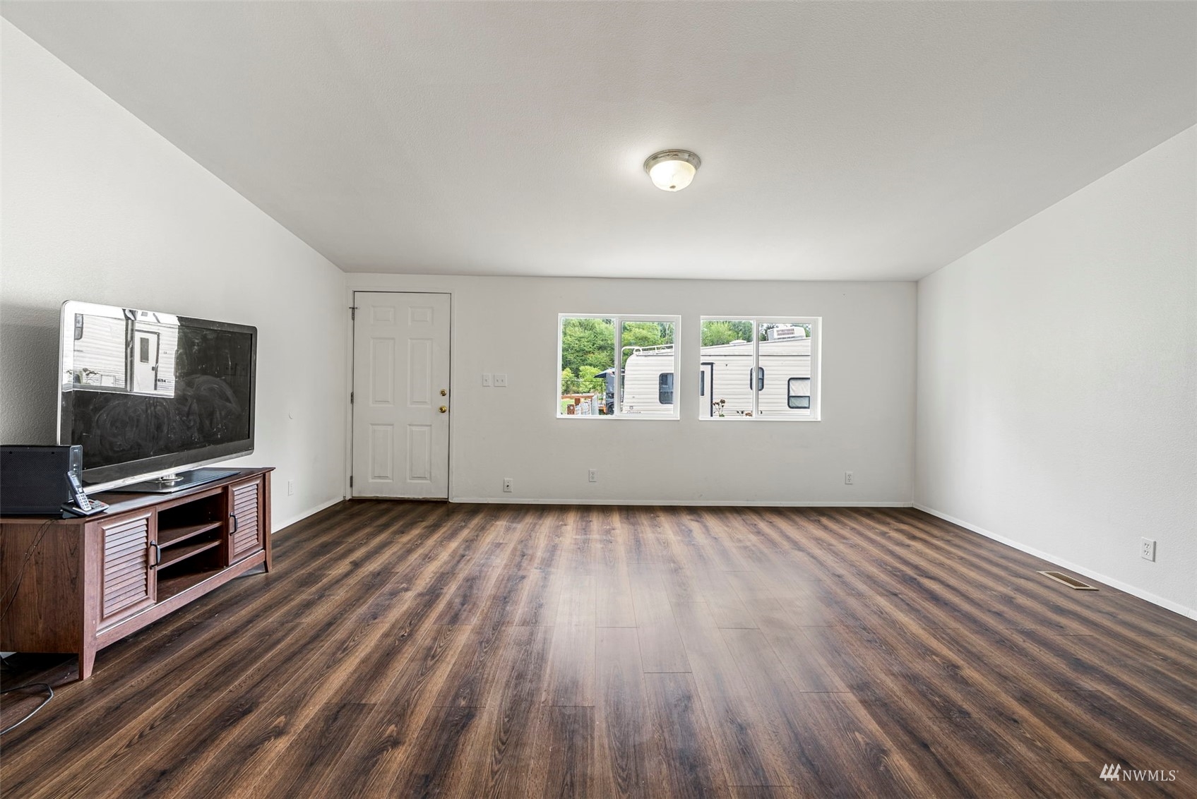 174 Hall Road Silverlake, WA 98645 - Photo 14 of 25 Gallery Image 14