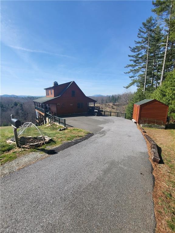 139 Thunder Road Piney Creek, NC 28663 - Photo 22 of 43