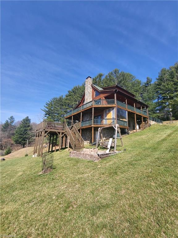 139 Thunder Road Piney Creek, NC 28663 - Photo 23 of 43