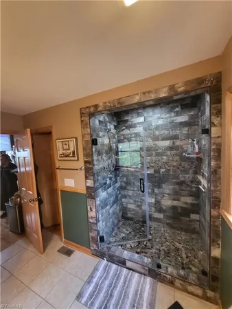 $525,000 | 139 Thunder Road, Piney Creek, NC 28663