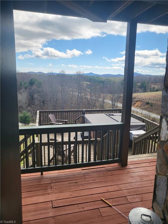 139 Thunder Road Piney Creek, NC 28663 - Photo 38 of 43