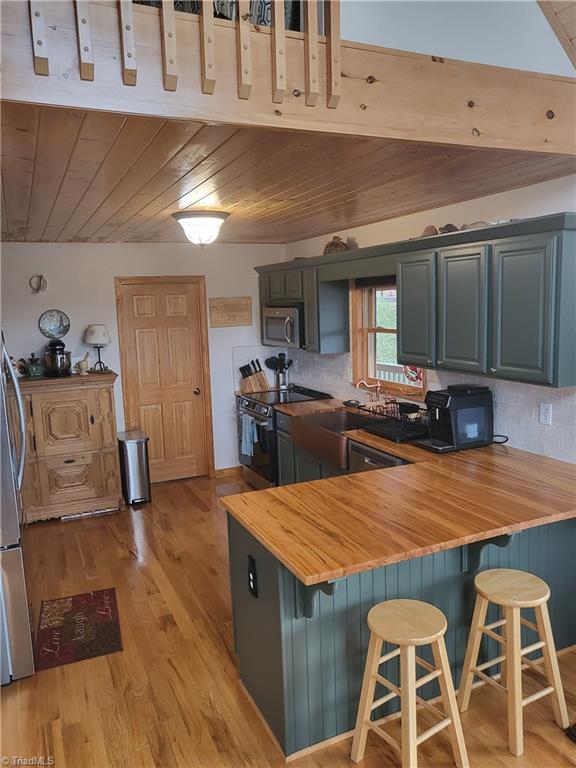 139 Thunder Road Piney Creek, NC 28663 - Photo 7 of 43