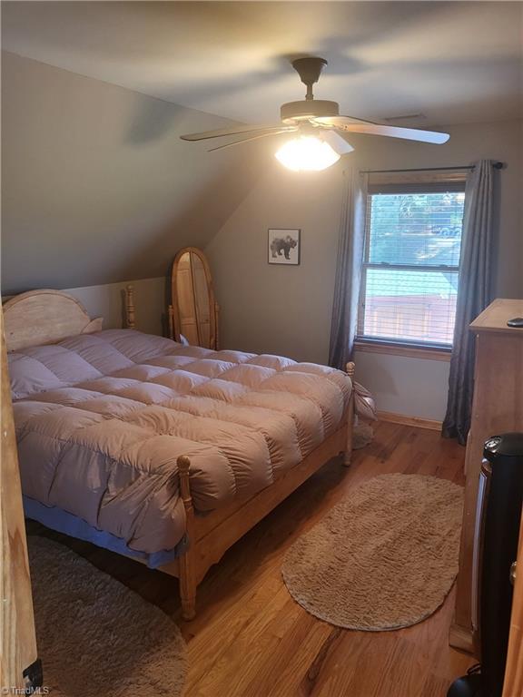 139 Thunder Road Piney Creek, NC 28663 - Photo 10 of 43