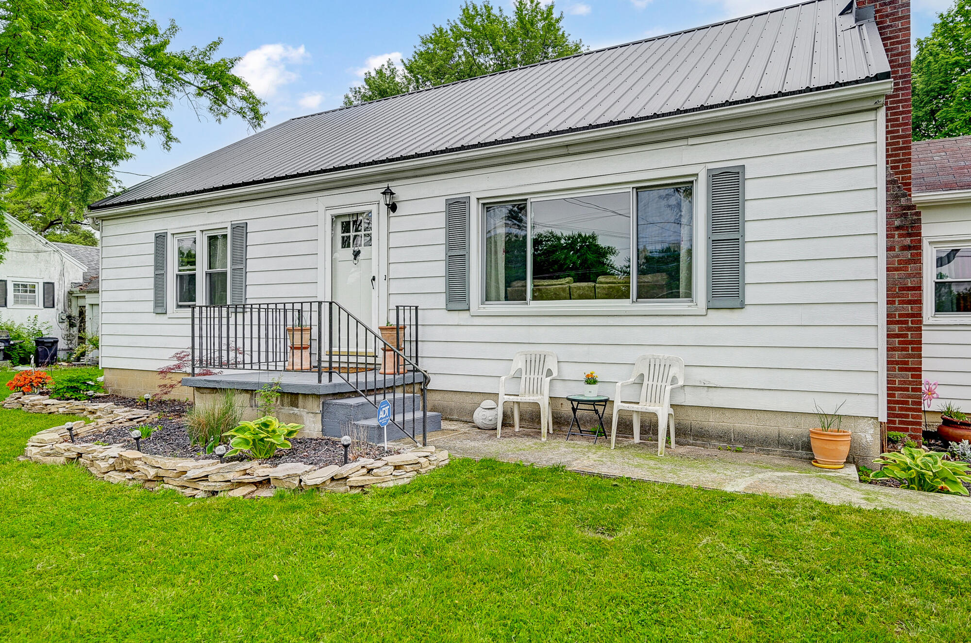 2138 Troy Road Springfield, OH 45504 - Photo 4 of 42 Gallery Image 4