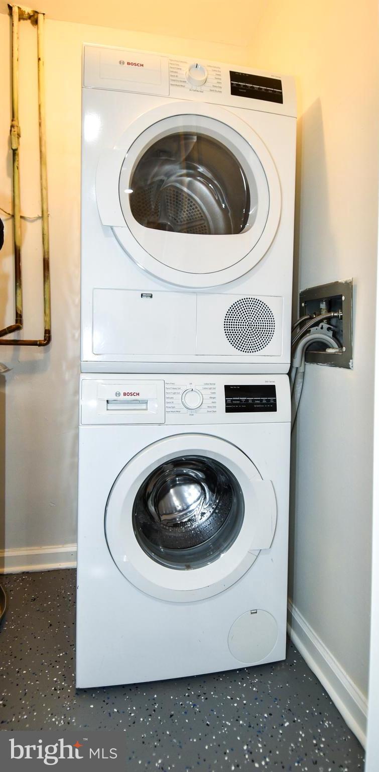2725 Connecticut Avenue Northwest, Unit 403 Washington, DC 20008 - Photo 12 of 25 a utility room with dryer and washer