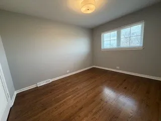 $2,650 | 1332 Greenwillow Lane, Unit 3, Glenview, IL 60025