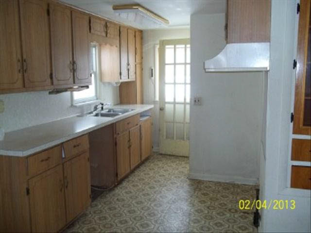 8080 Milan-Oakville Road Milan, MI 48160 - Photo 4 of 6 20343026-3.JPG