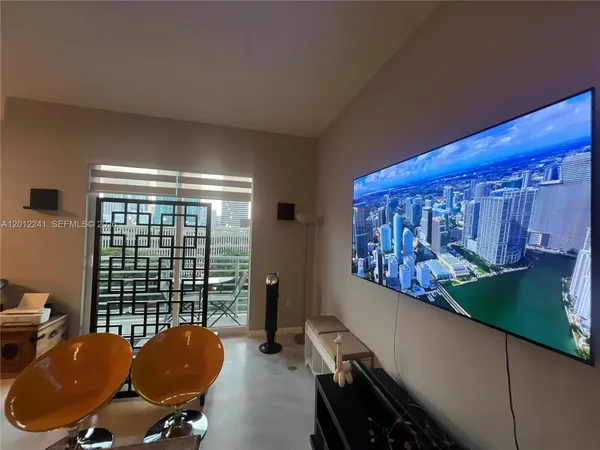 $2,450 | 234 Northeast 3rd Street, Unit 703, Miami, FL 33132