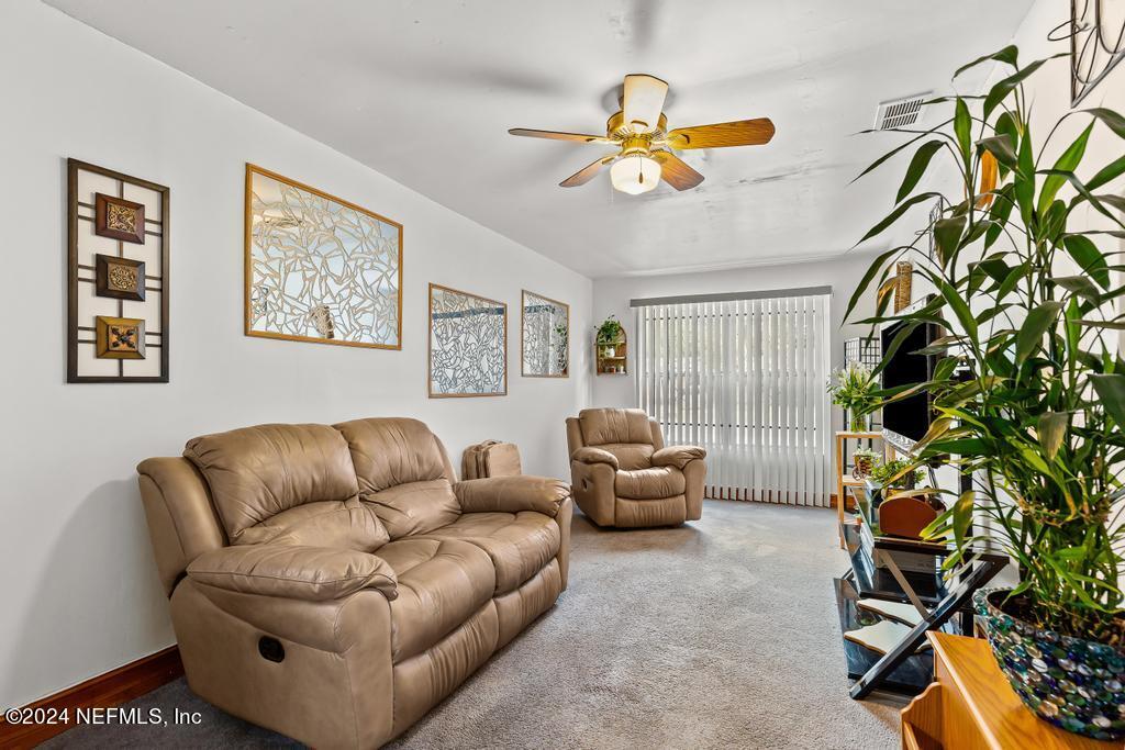 2452 Justin Road East Jacksonville, FL 32210 - Photo 15 of 32 2452 Justine Rd E-29