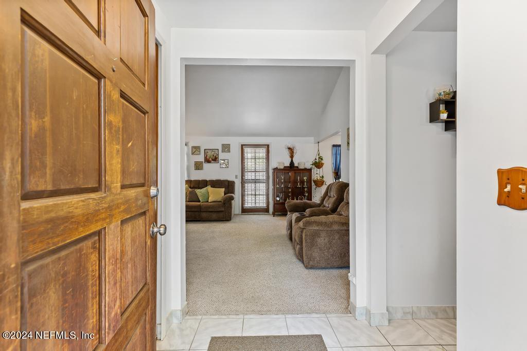 2452 Justin Road East Jacksonville, FL 32210 - Photo 5 of 32 2452 Justine Rd E-9