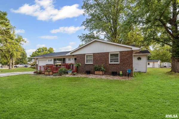 $160,000 | 17 Crestwood Lane, Centralia, IL 62801