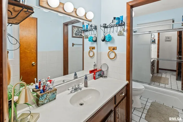 $177,000 | 17 Crestwood Lane, Centralia, IL 62801