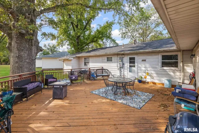 $177,000 | 17 Crestwood Lane, Centralia, IL 62801