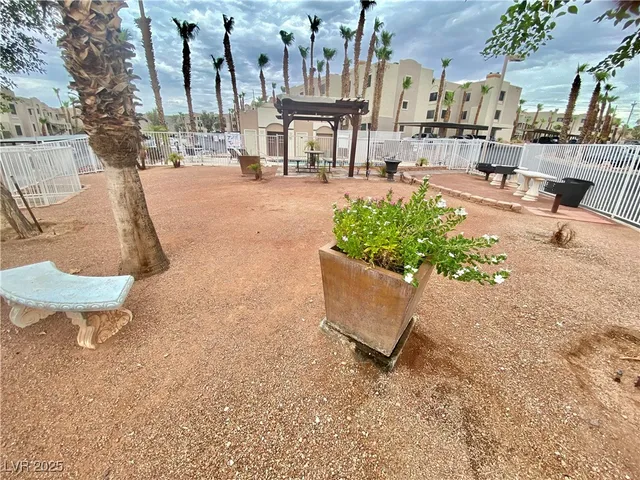 $149,990 | 2064 Mesquite Lane, Unit 102, Laughlin, NV 89029