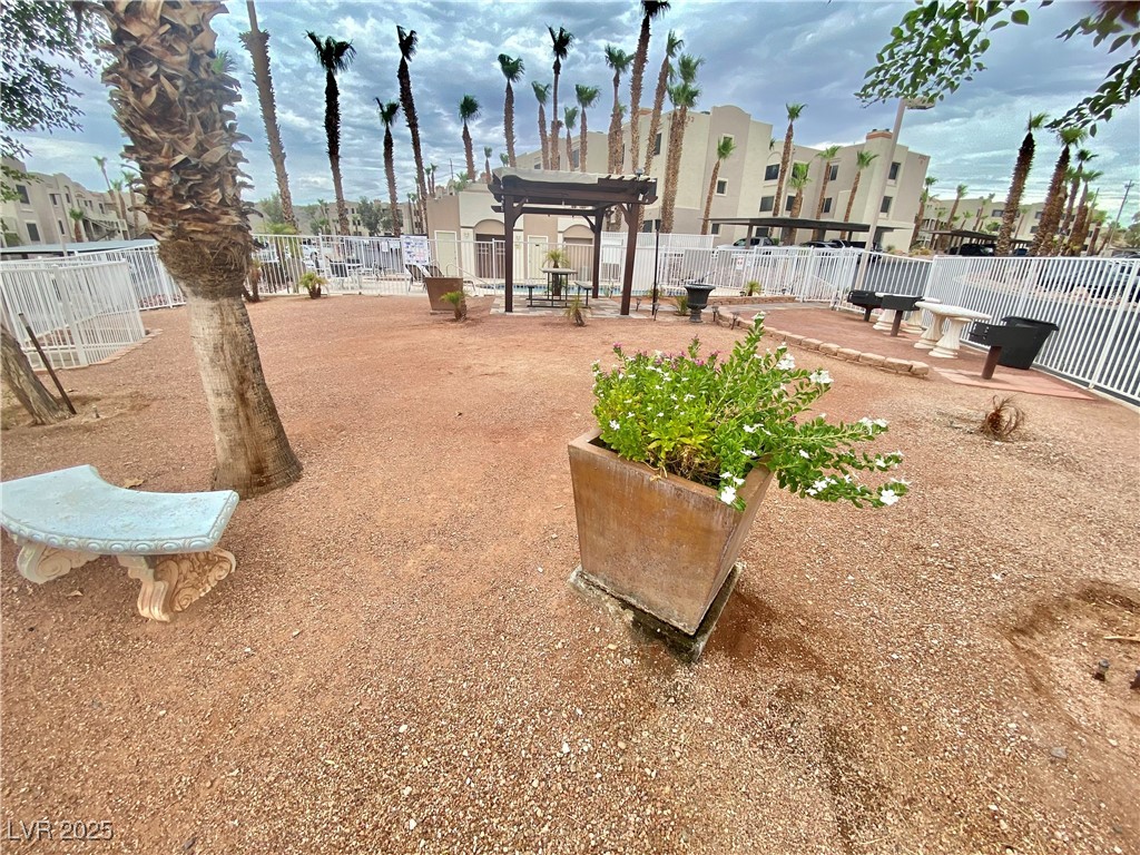 2064 Mesquite Lane, Unit 102 Laughlin, NV 89029 - Photo 20 of 22 View of property's community