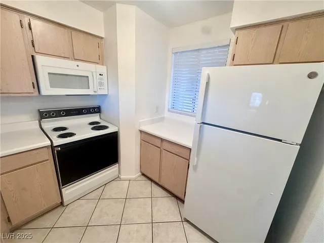 $149,990 | 2064 Mesquite Lane, Unit 102, Laughlin, NV 89029