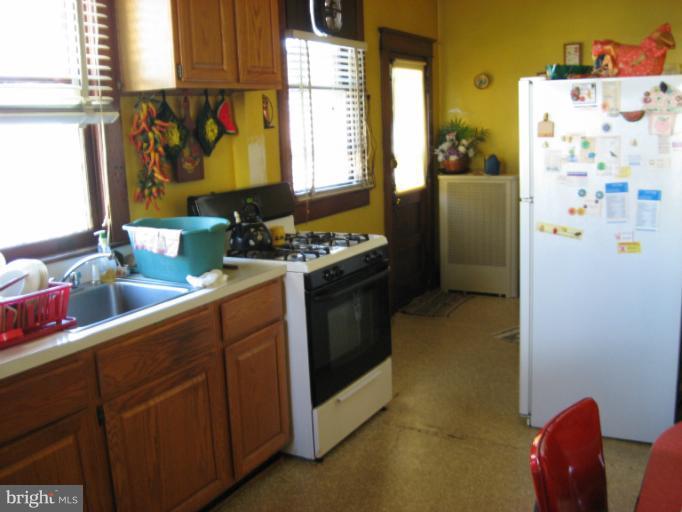 1317 Decatur Street Northwest Washington, DC 20011 - Photo 5 of 26 Kitchen