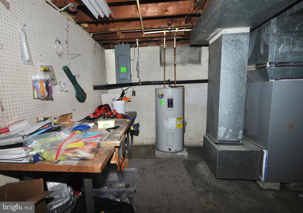 2413 Shelburn Road Millville, NJ 08332 - Photo 22 of 41 a storage room with furniture