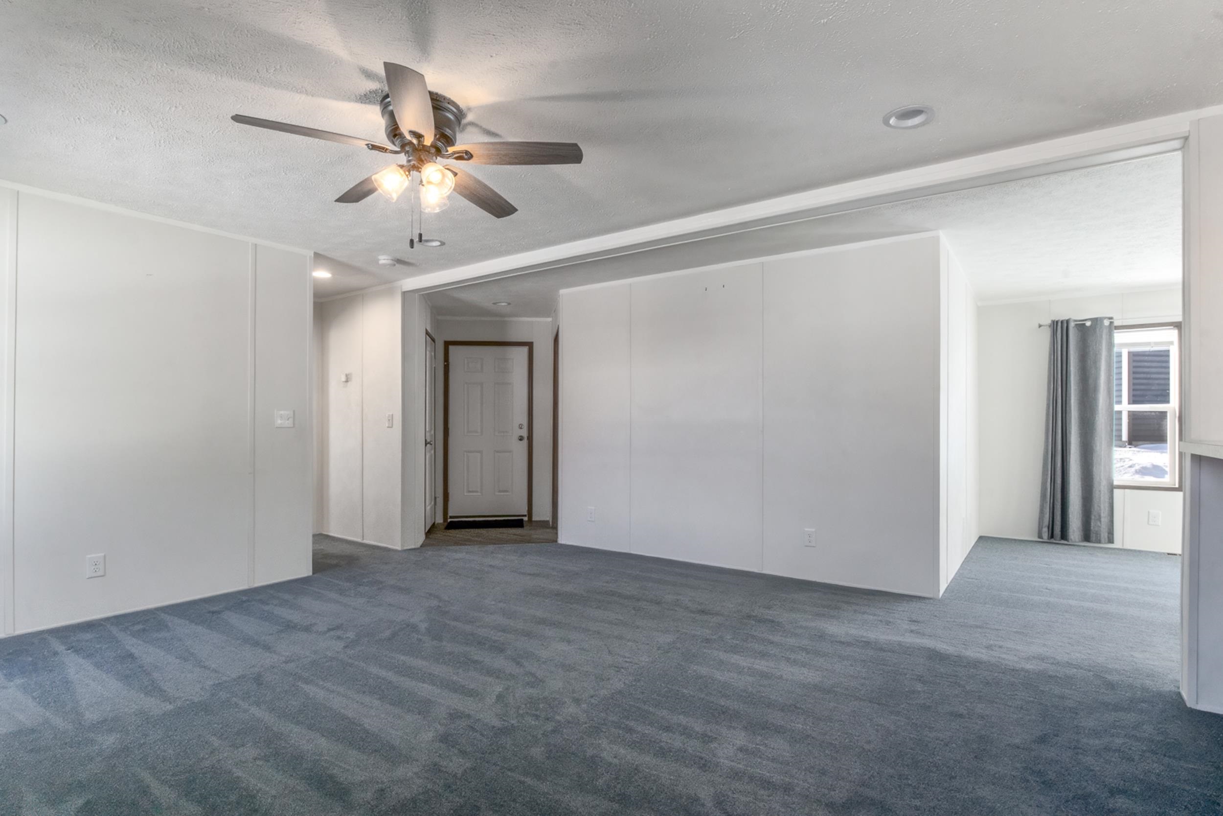 79 Diamondback Drive Rochester, NH 03868 - Photo 8 of 32