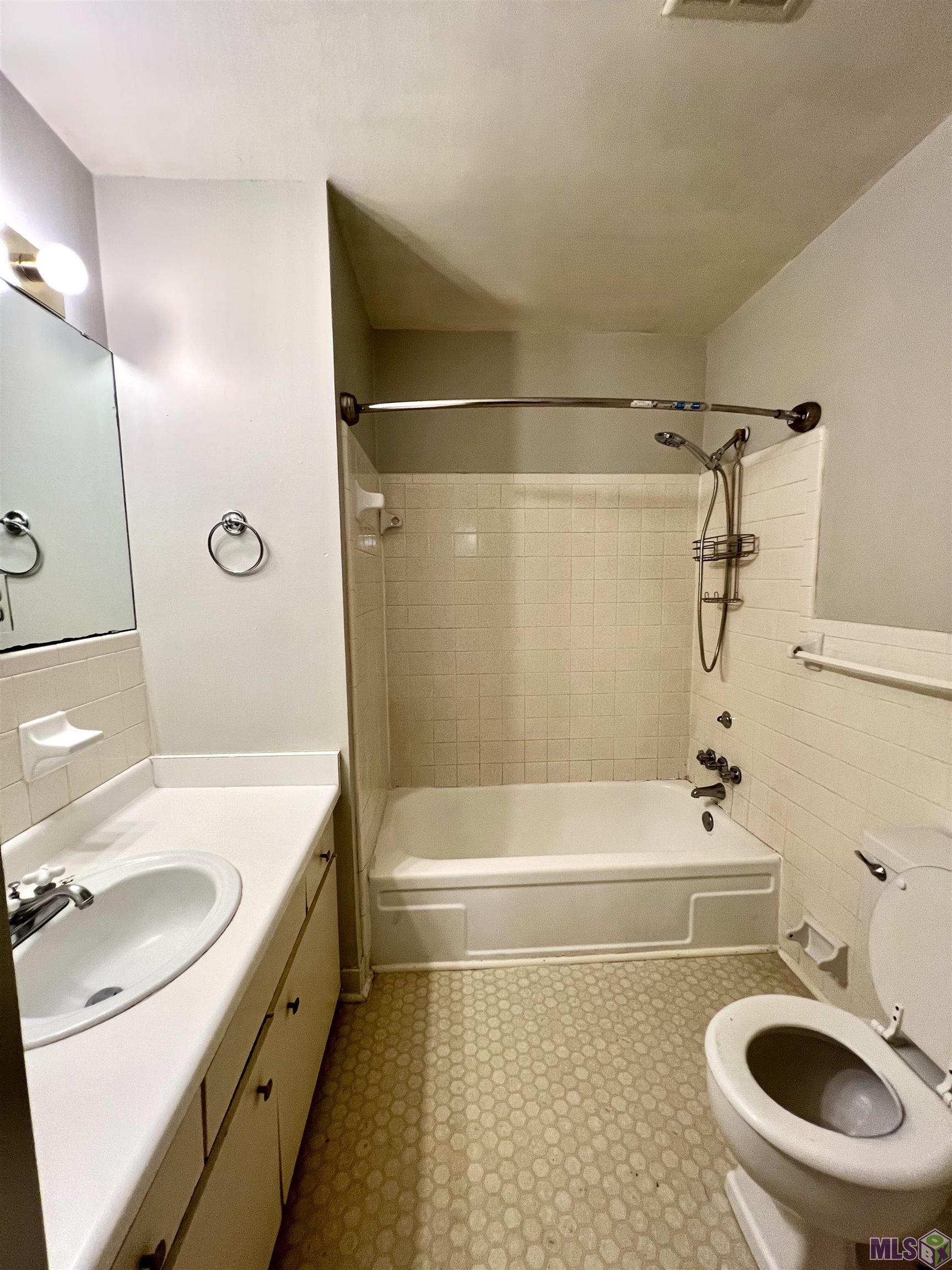 1701 Lobdell Avenue, Unit 2 Baton Rouge, LA 70806 - Photo 11 of 15